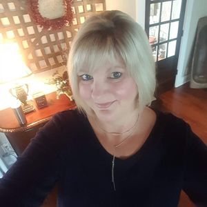 Meet your Posher, Rae